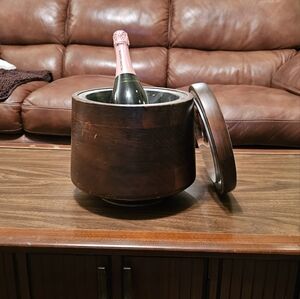 This Wine/ Champagne Chiller